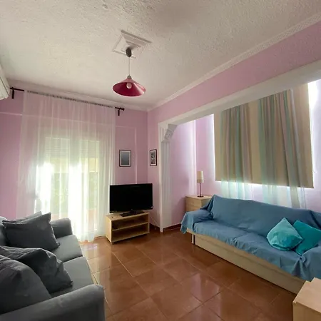 Crystalia Apartment *